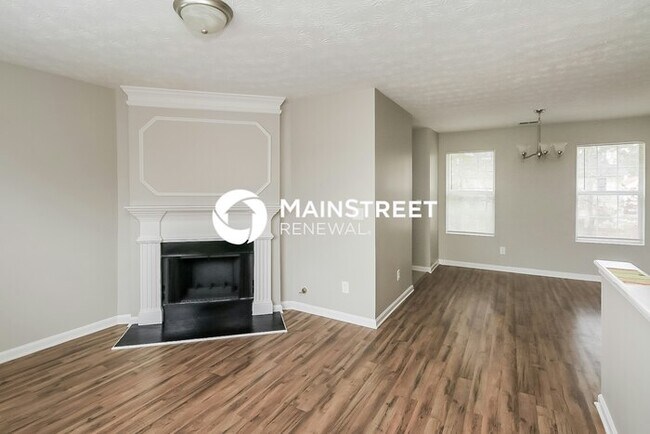 Building Photo - 3 Bedroom Pet-Friendly Home in Jonesboro, GA with Main Street Renewal