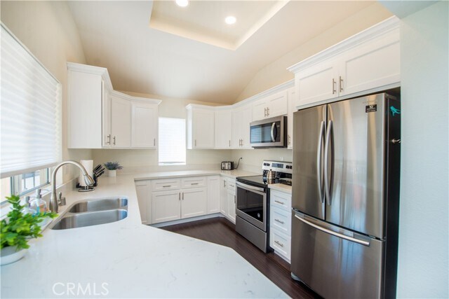 Building Photo - 63 Corsica Dr