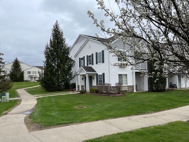 Building Photo - 1517 Silverstone Dr