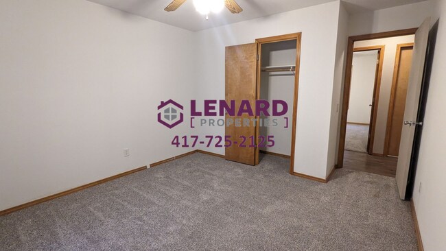 Building Photo - 3 Bedroom, 2 Bathroom House with Fenced Ba...