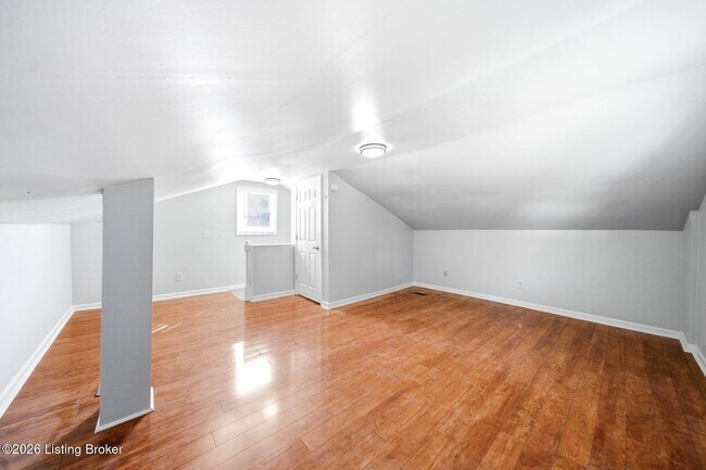 Building Photo - 1049 Dixon Ave