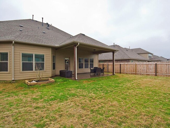 Building Photo - 20920 Windmill Ranch Ave