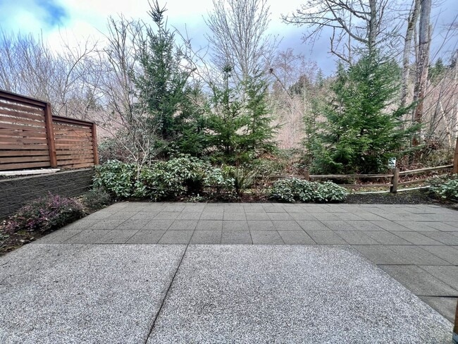 Building Photo - Newcastle Home