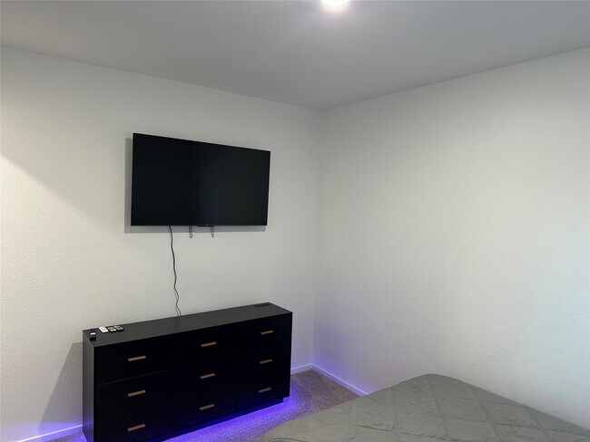 Building Photo - 16936 Juniper Blossom Bnd