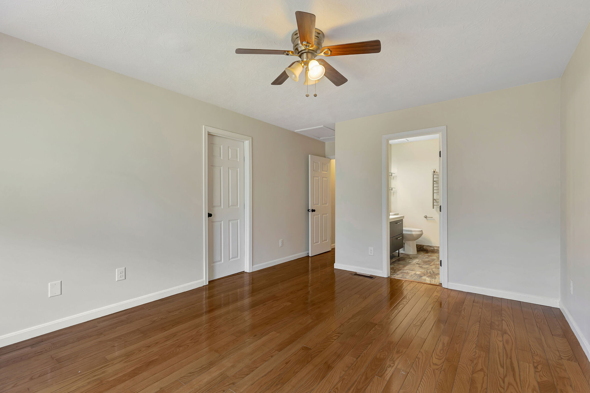 Building Photo - 76 Glenwood Ave