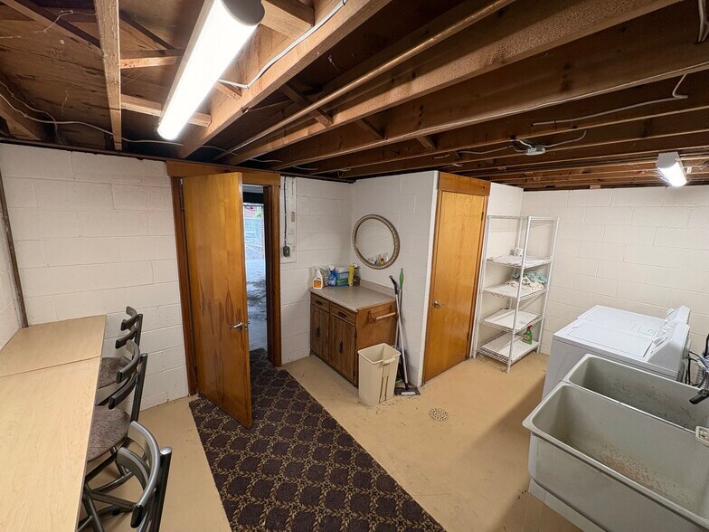Building Photo - 2119 Saint Leo St
