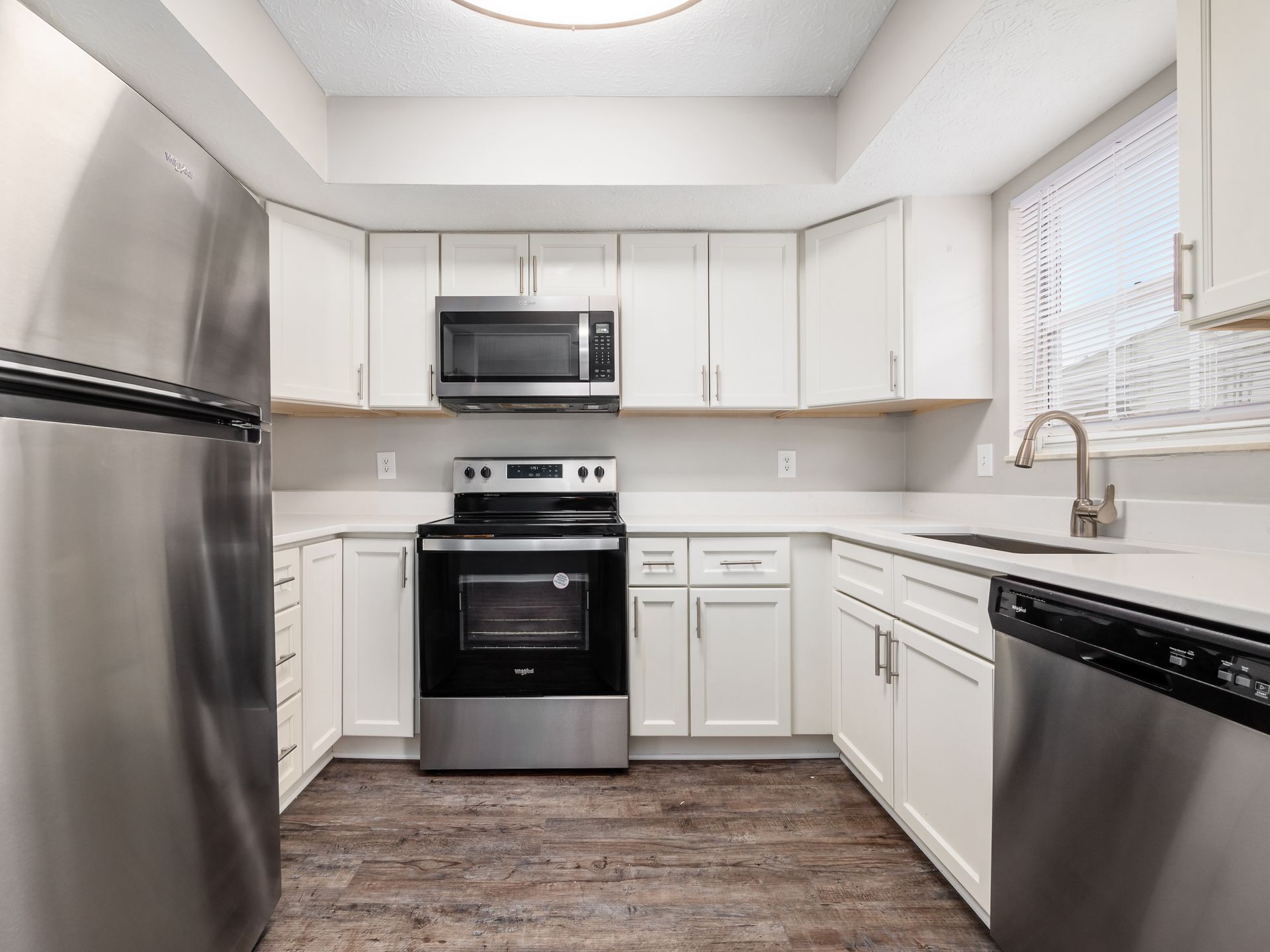 Building Photo - 7754 Deercrest Ct