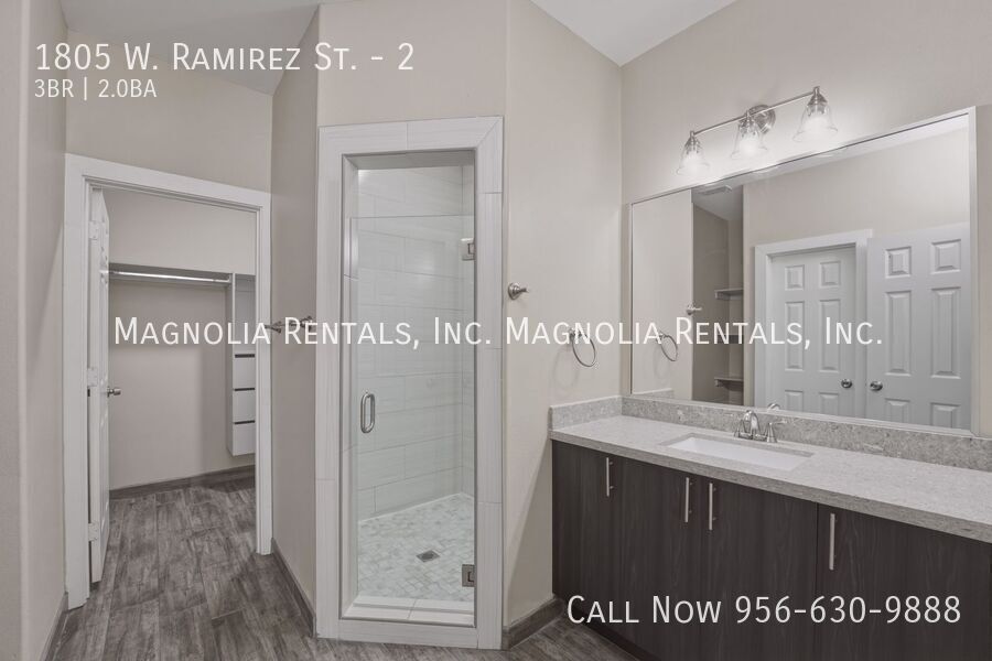 Building Photo - 1805 Ramirez St