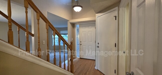 Building Photo - 572 W Jamison Pl