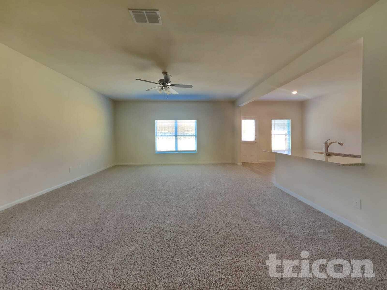 Building Photo - 1917 Belmont Dr