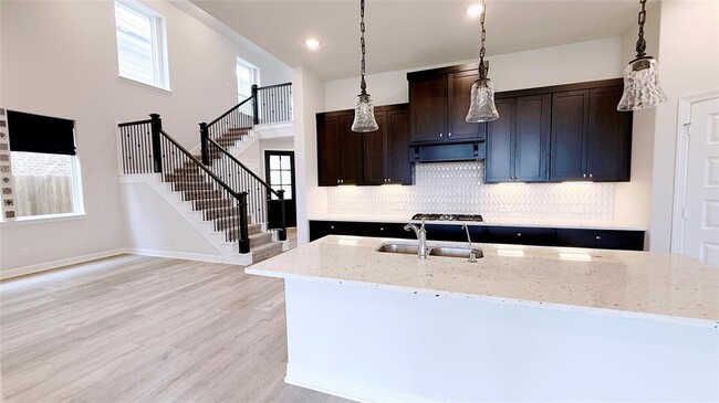 Building Photo - 28922 Hauter Wy