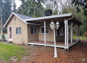 Building Photo - Cottage style home in Poulsbo on HWY 3