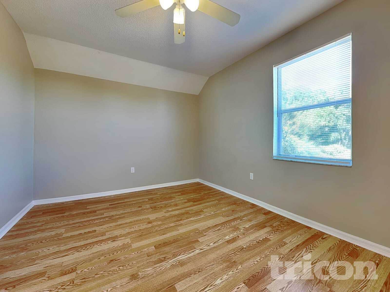 Building Photo - 10221 Summerview Cir