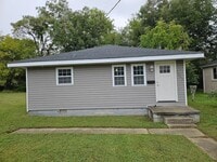 Building Photo - 1343 Hinton St