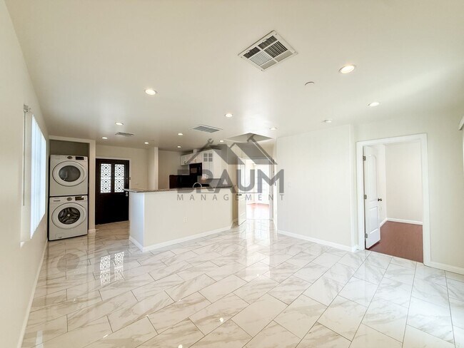 Building Photo - 1423 Franklin St