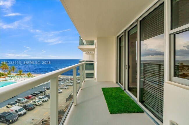 Building Photo - 3180 S Ocean Dr