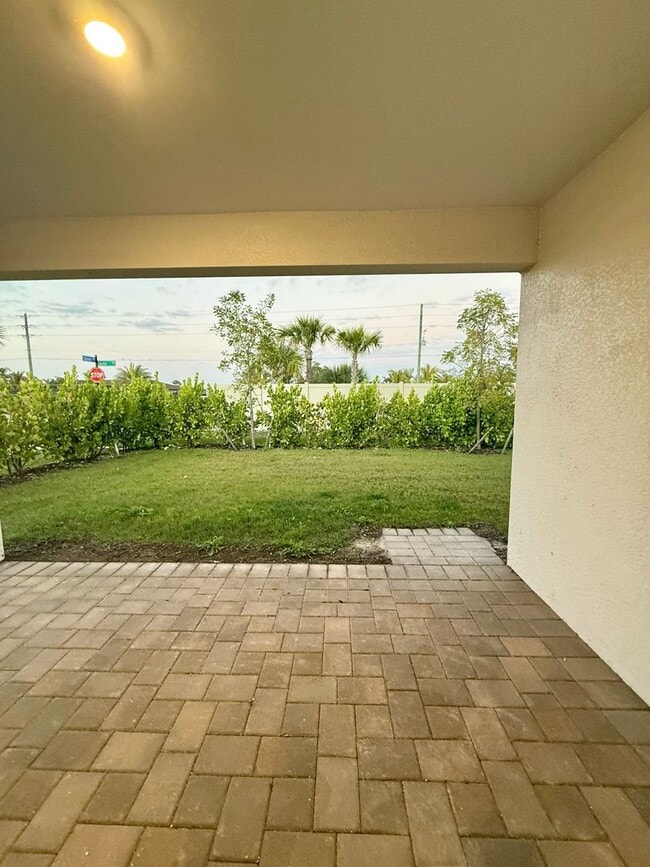 Building Photo - New Villa in Sea Cove