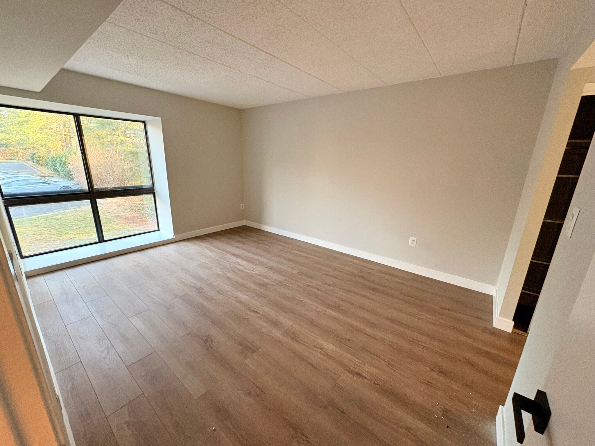 Building Photo - 11557 Rolling Green Ct