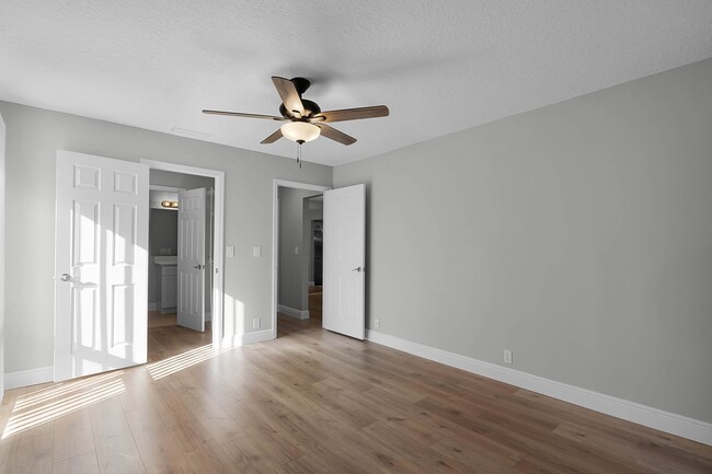 Building Photo - Beautifully Renovated Winter Springs Condo...