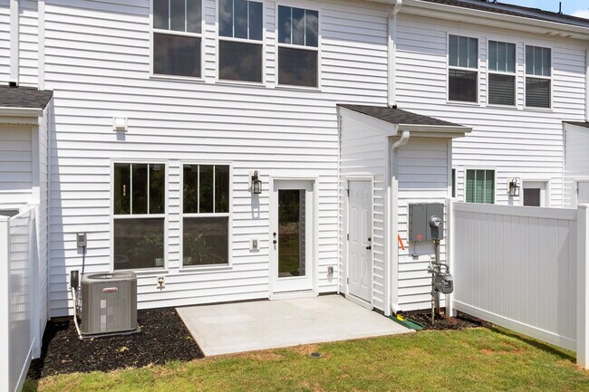 Building Photo - 414 Hazelcote Rd