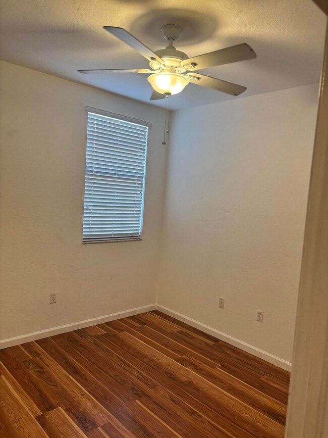 Building Photo - 7534 SW Herrington Ln