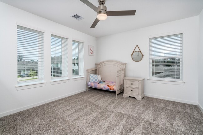 Building Photo - 13344 Bear Creek Ct