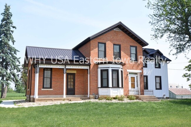 Primary Photo - 942 W Main St