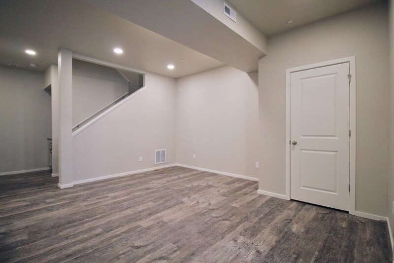 Building Photo - 321 Skyraider Way