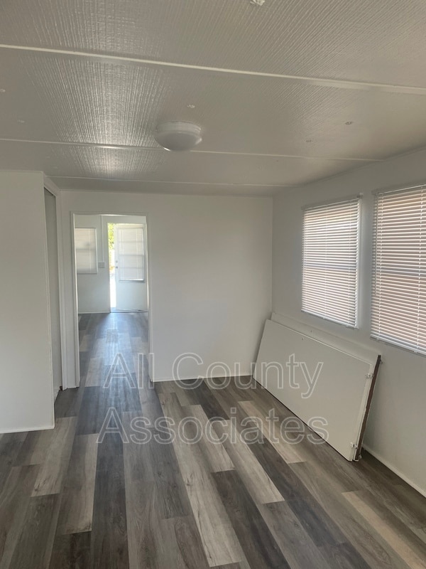 Building Photo - 2132 Kepner Dr