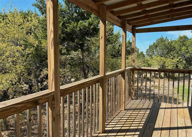 Building Photo - 199 Harmony Wood Ln