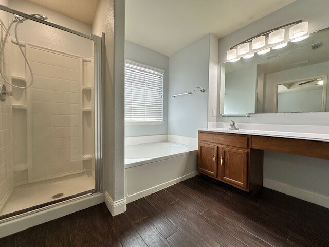 Building Photo - 10403 Hurst Hill Ln