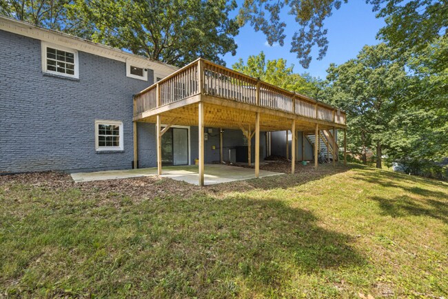 Building Photo - 102 Warren Pl