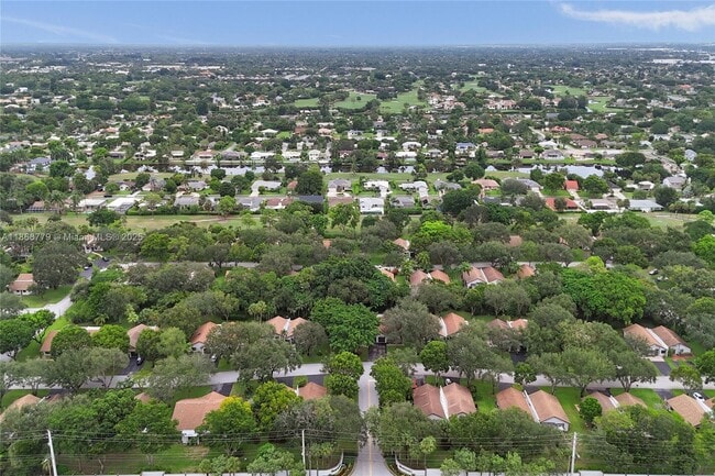 Building Photo - 3821 Arelia Dr