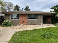 Building Photo - Newly remodeled Arvada home