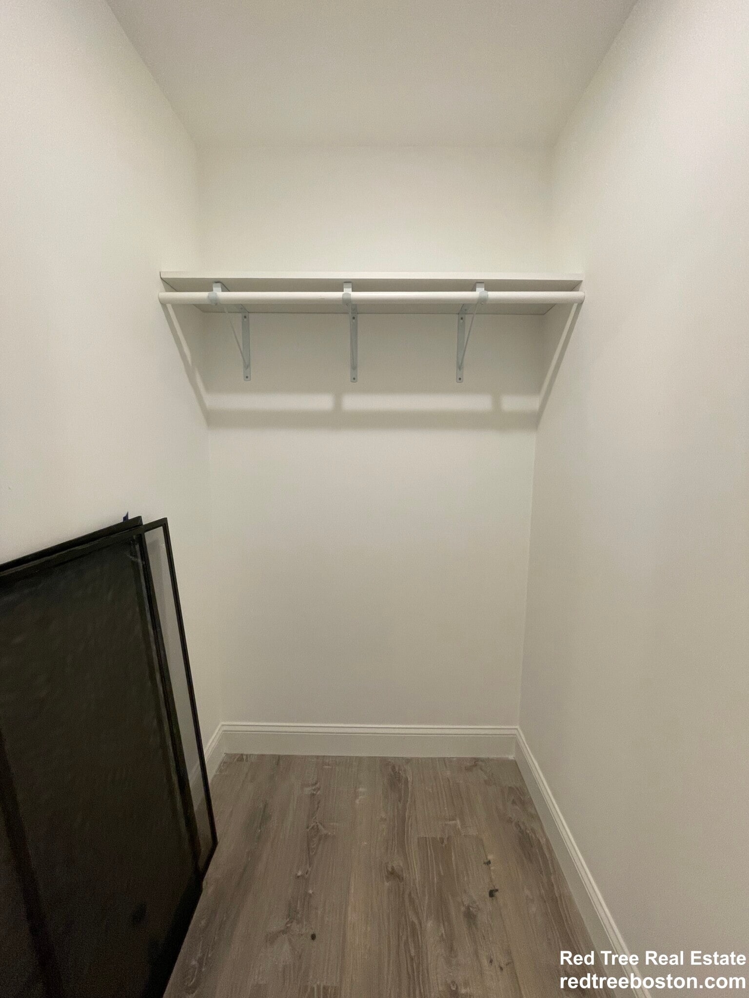 Building Photo - 1028a Commonwealth Ave