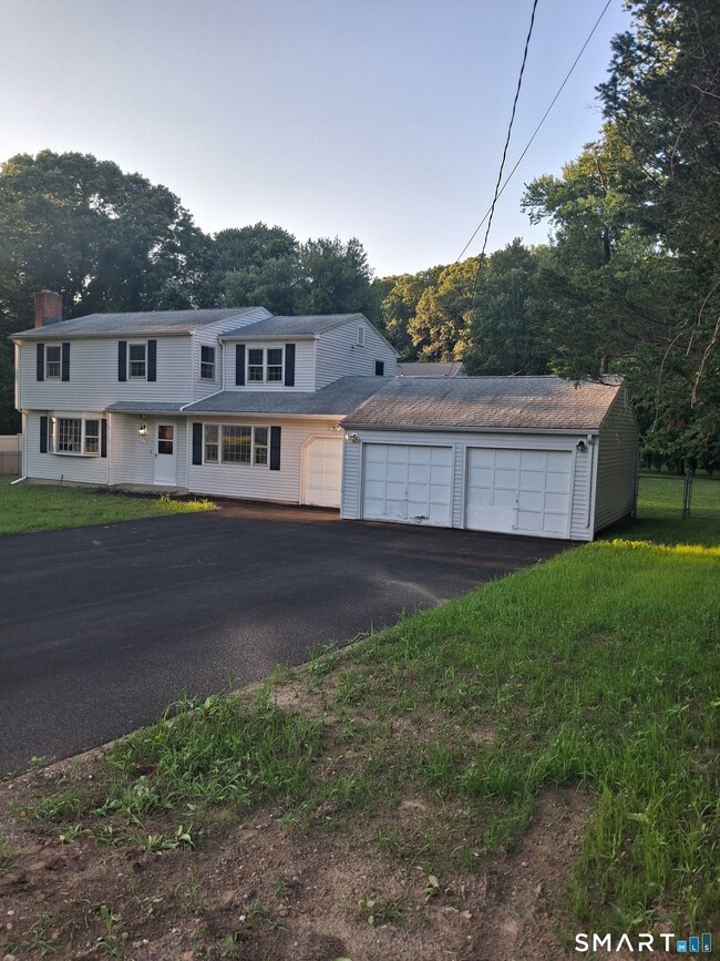 Building Photo - 170 Creamery Rd