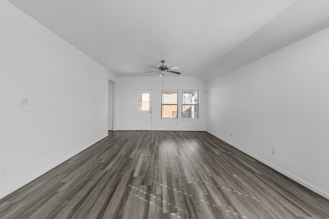 Building Photo - 15918 Tug Ct