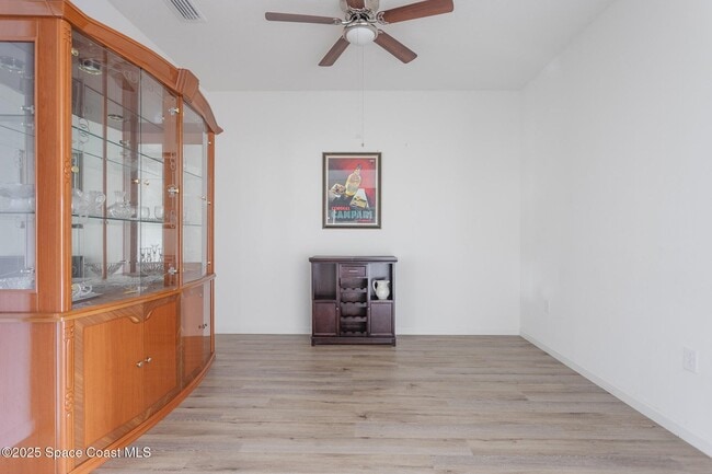 Building Photo - 560 Remington Green Dr SE
