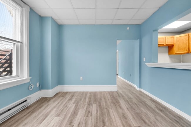 Building Photo - 540 Seneca St