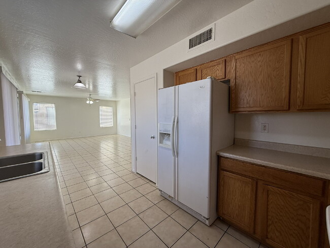Building Photo - Updated 3-Bedroom Home with Vaulted Ceilin...