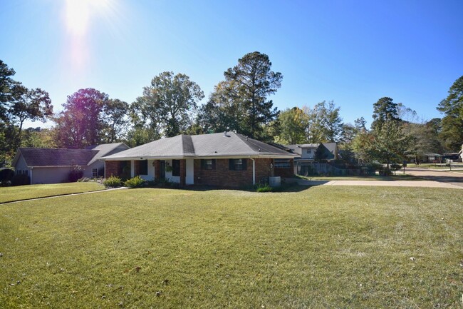 Building Photo - Remodeled Home on Corner Lot