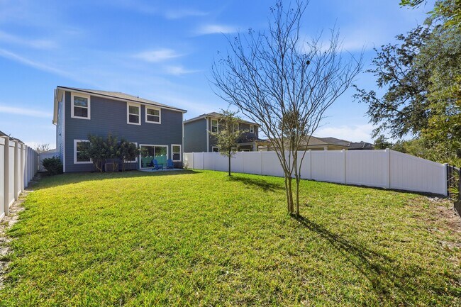 Building Photo - 184 Dahlia Falls Dr