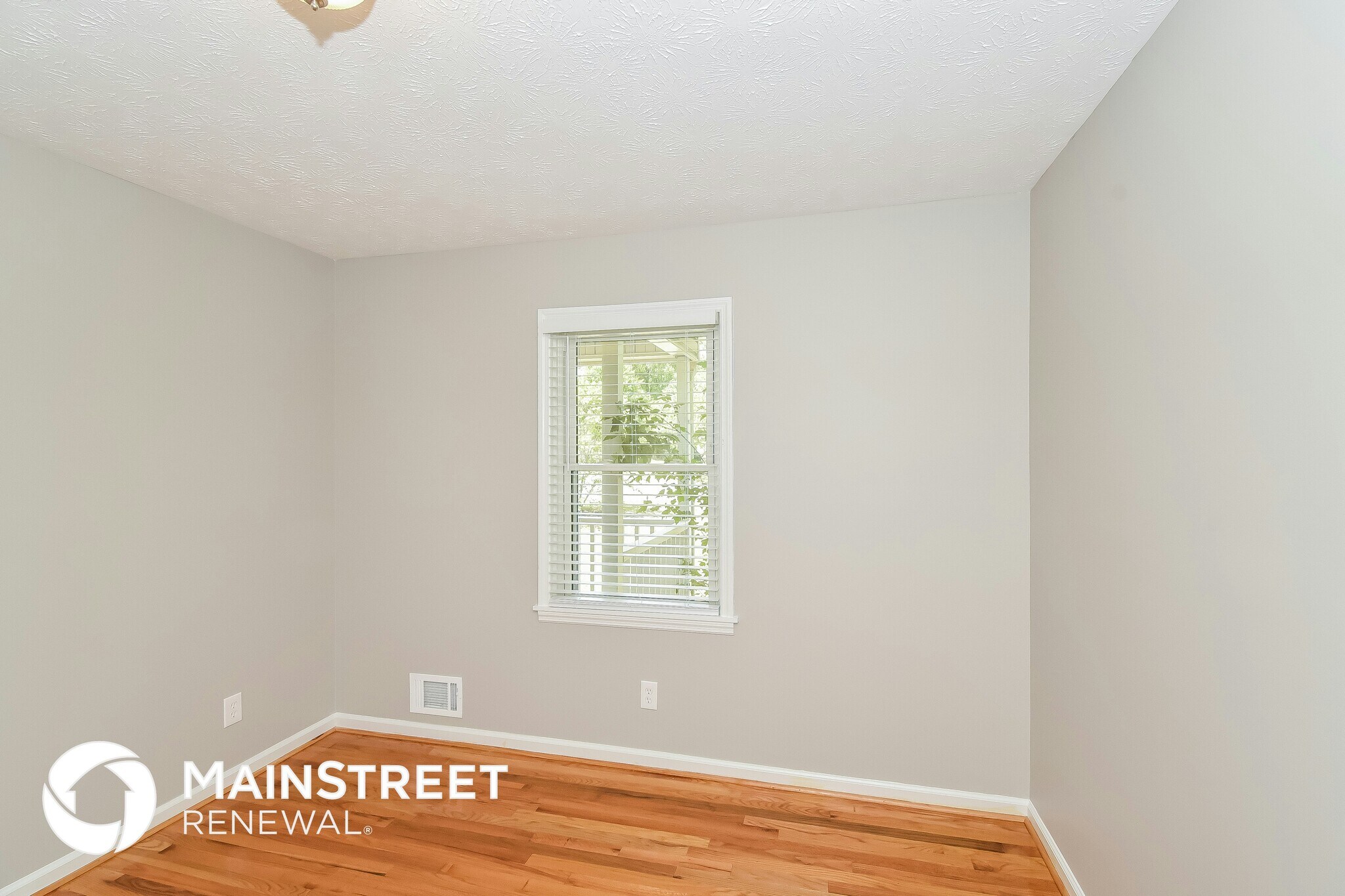 Building Photo - 4705 Jaybird Ln SW
