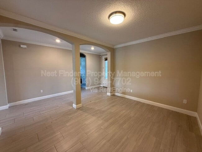 Building Photo - 104 Silver Reef Ln