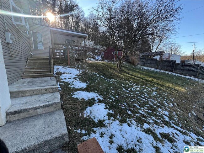 Building Photo - 3790 Redbud Dr