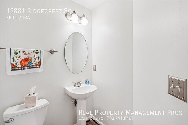 Building Photo - 19881 Ridgecrest Square