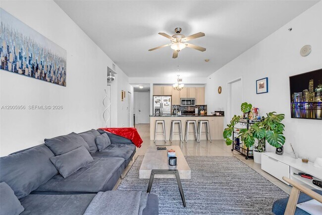 Building Photo - 1111 SW 1st Ave