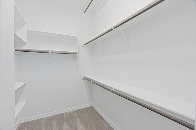 Building Photo - 2212 Dillon Pond Ln