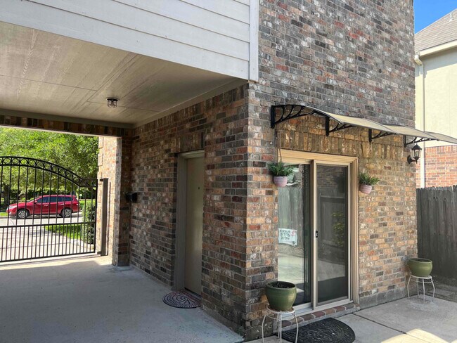 Building Photo - 14014 Summer Ash Ln