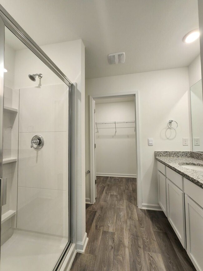 Building Photo - New 3/2 with fenced yard in Foley